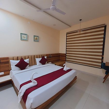 Hotel Amore Udaipur Habitación foto